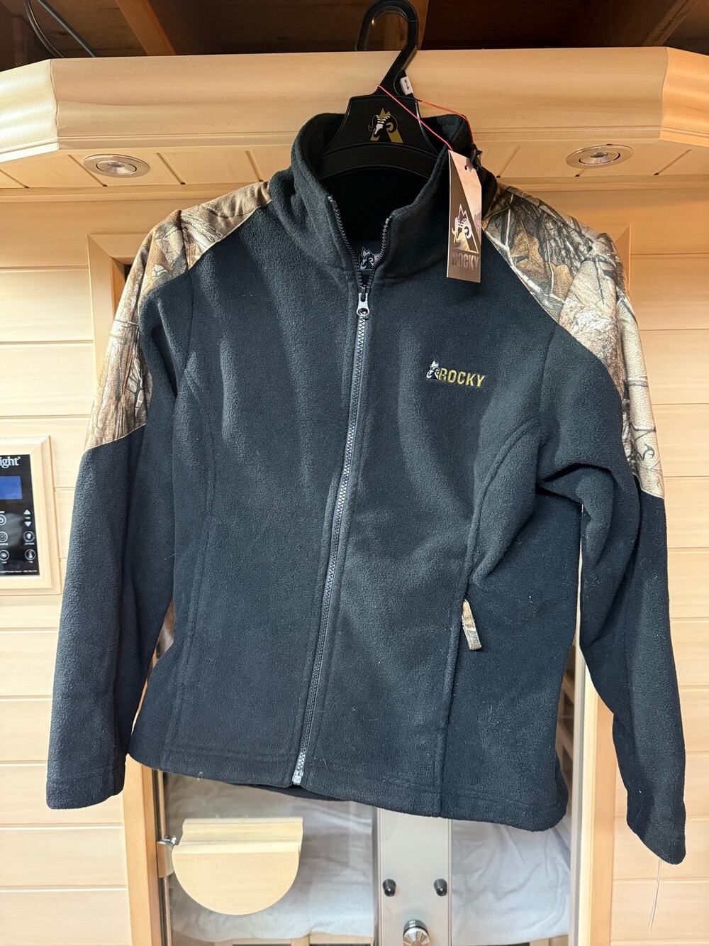 NWT Rocky Realtree Camo Black Women's Fleece Full Zip Jacket Size Small
